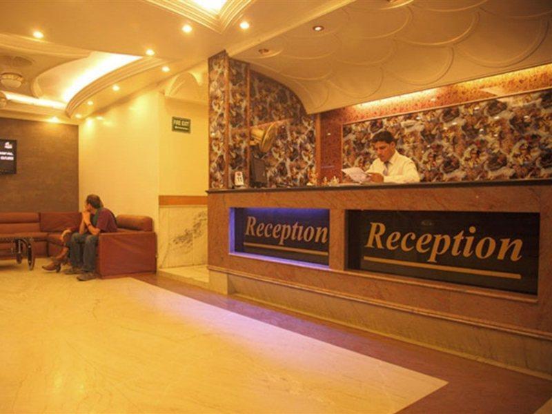 Indira International Inn New Delhi Eksteriør billede